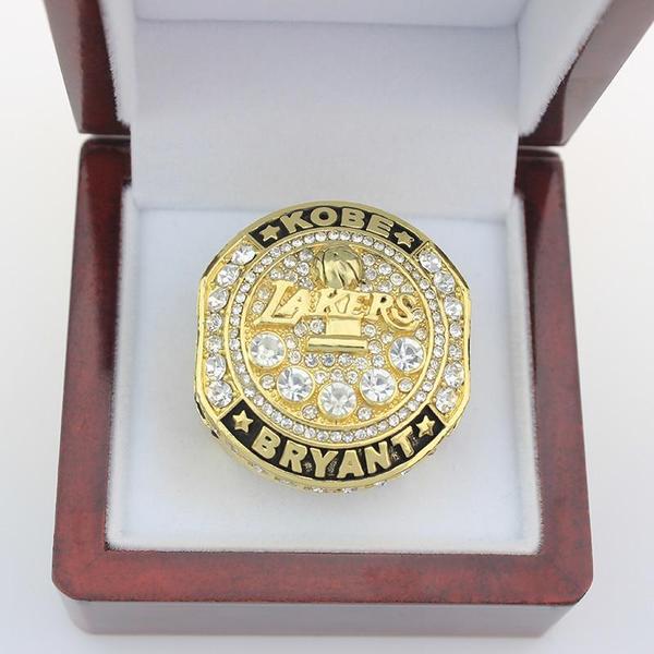 NBA 2016 Los Angeles Lakers championship rings Kobe Bryant presented for  fans - 89 Sport shop